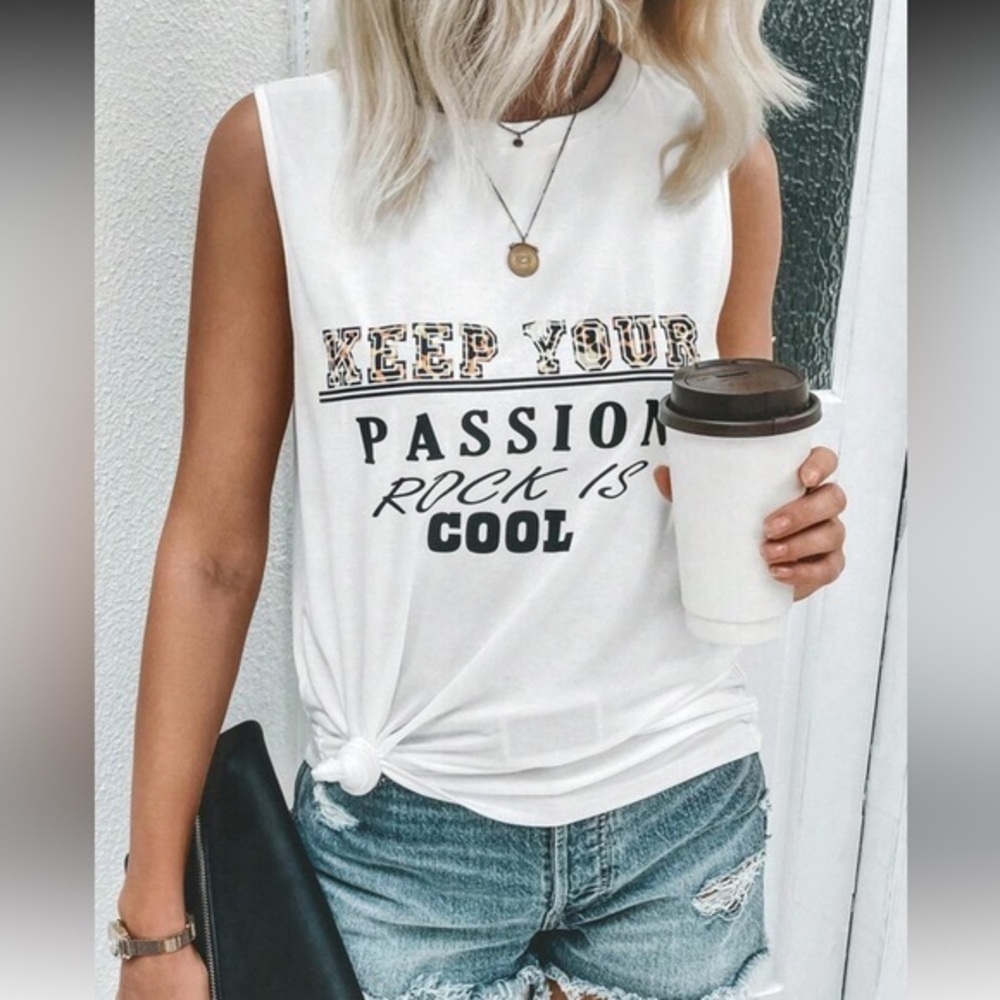 SHEIN || NWT Women's White Graphic Tank Top